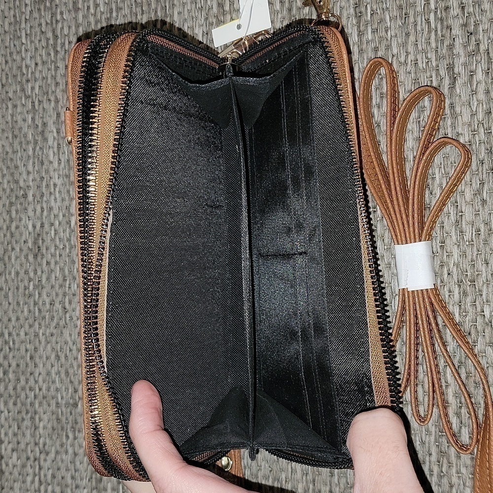 Women's brown Faux Leather Double Zip wallet clutch W/ crossbody strap NEW! - Picture 6 of 7